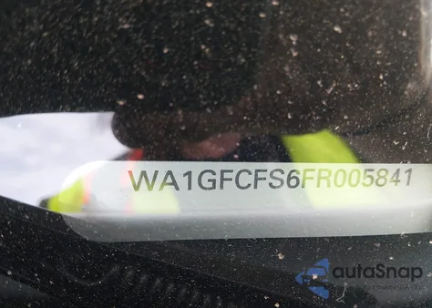 2015 Audi Q3 2.0T Premium Plus z USA, uszkodzony, nr VIN WA1GFCFS6FR005841